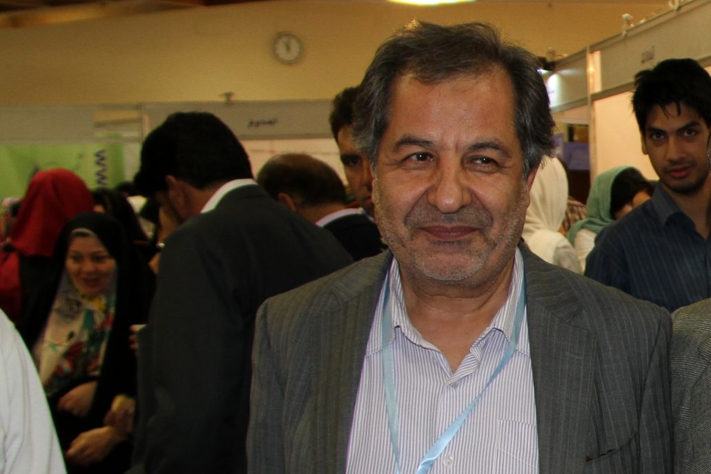 دکتر عباس مکارم